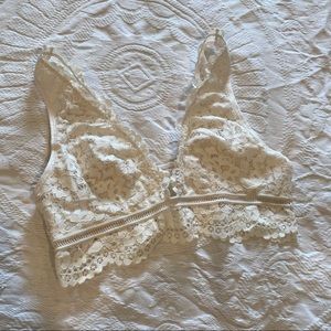 Victoria's Secret NWT Bralette White Lace Deep V L